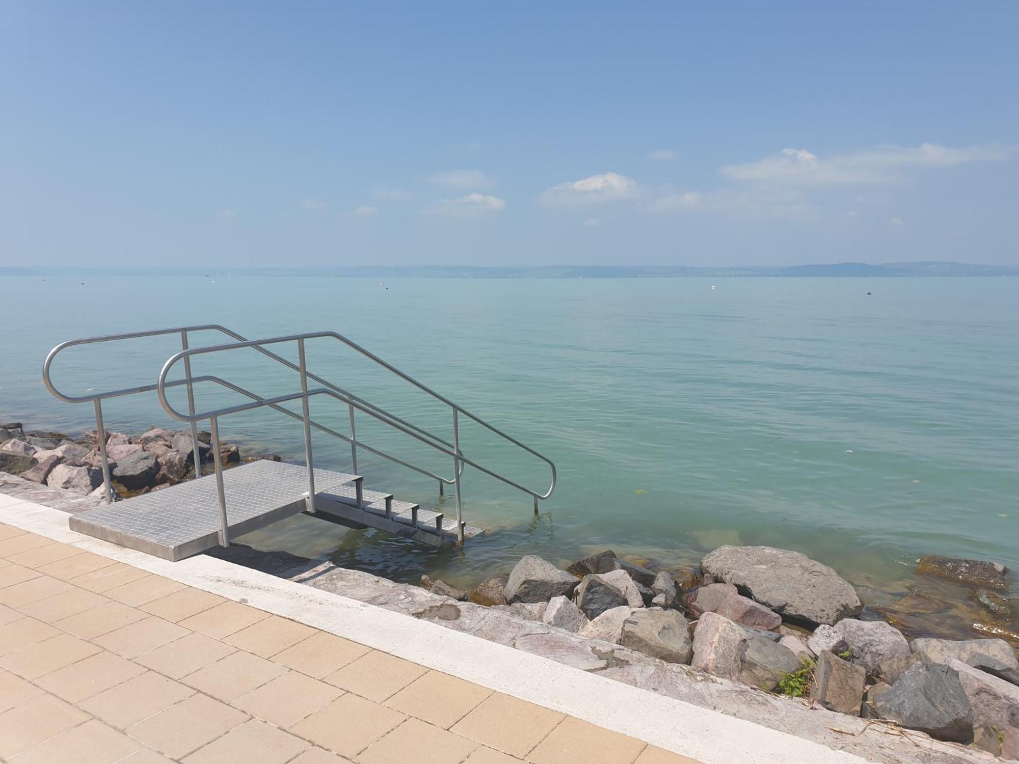 Balaton Lakeside Residence Шіофок Екстер'єр фото